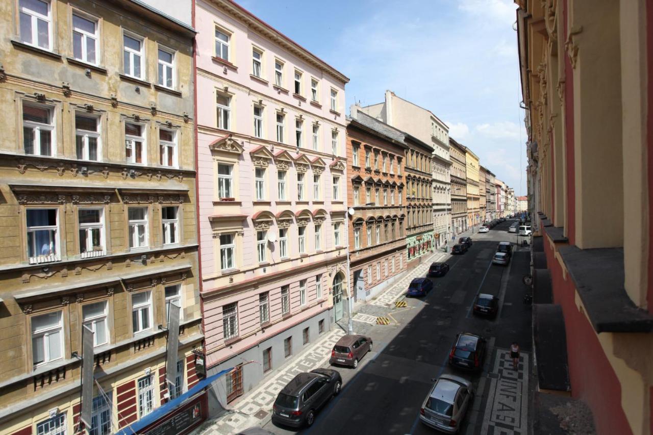 Churchill Apartments Prague Ngoại thất bức ảnh